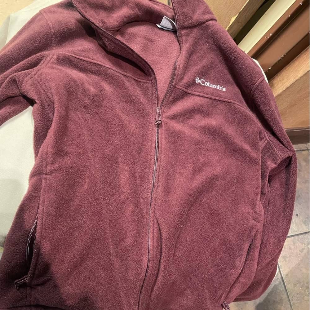 Women’s Columbia jacket